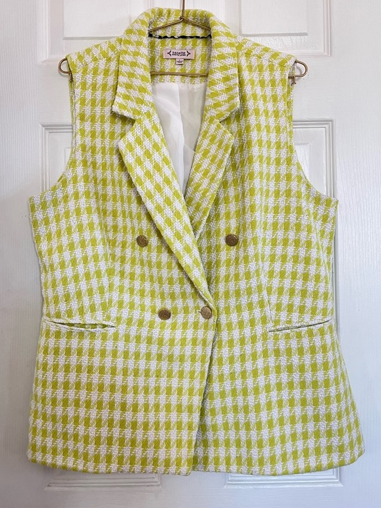 Nanette Lepore Jackets & Blazers - Nanette Lepore Lime and White Houndstooth Sleeveless Blazer Vest